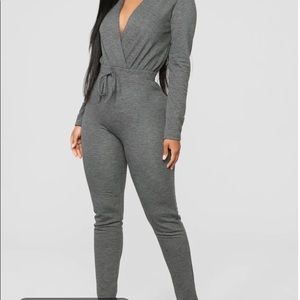 Fashion nova jumpsuit